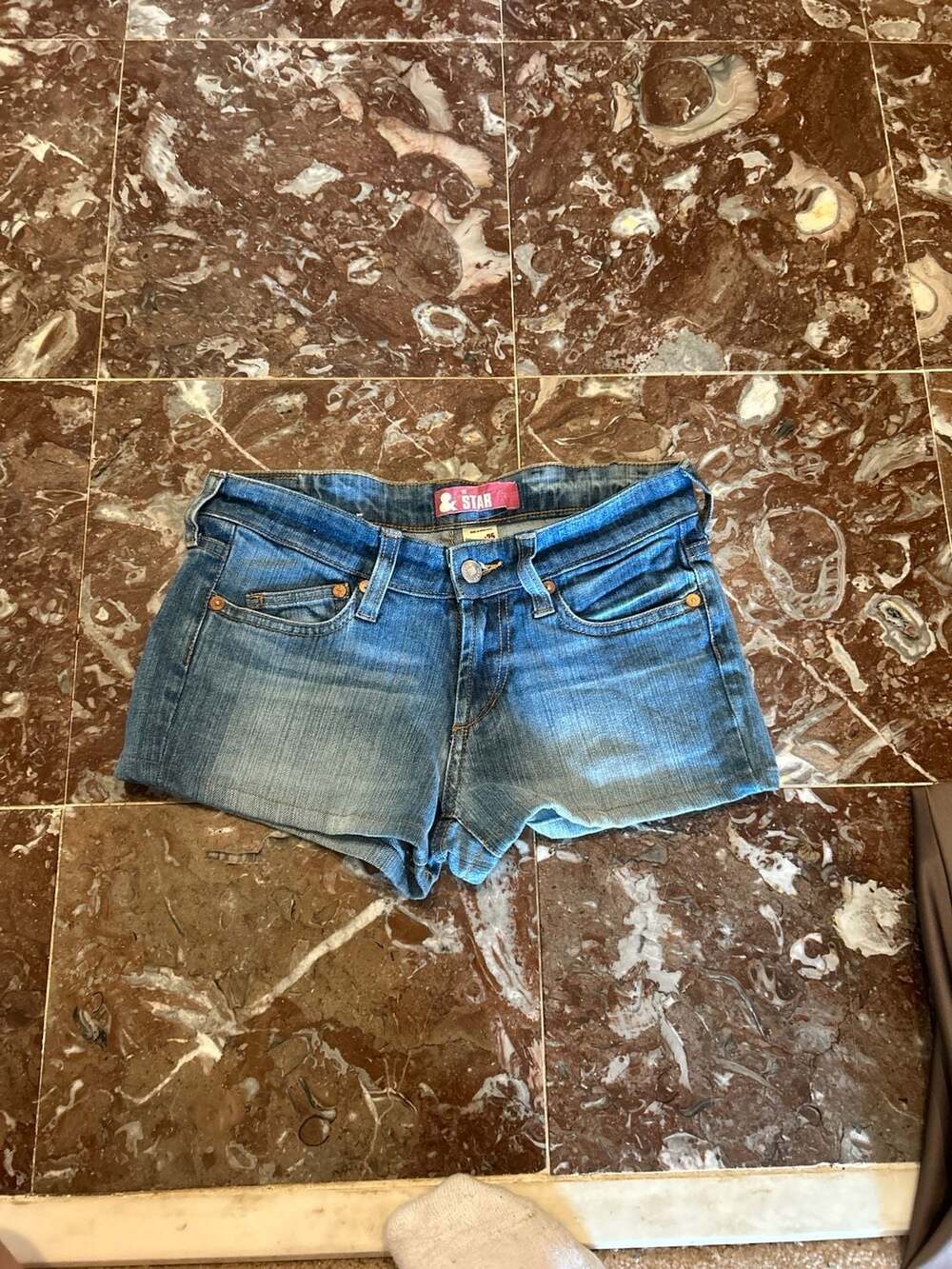 H&M Fit & Star Denim Shorts Size W 25